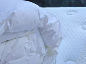 لحاف ريش صناعي